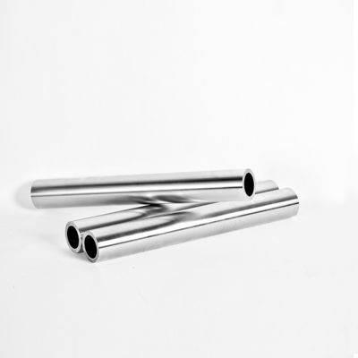 N06601 Inconel 600 601 718 Inconel 625 ท่อไม่มีรอยต่อ Uns N06600 N06601 N06625 W.Nr.2.4816 2.4851 2.4856